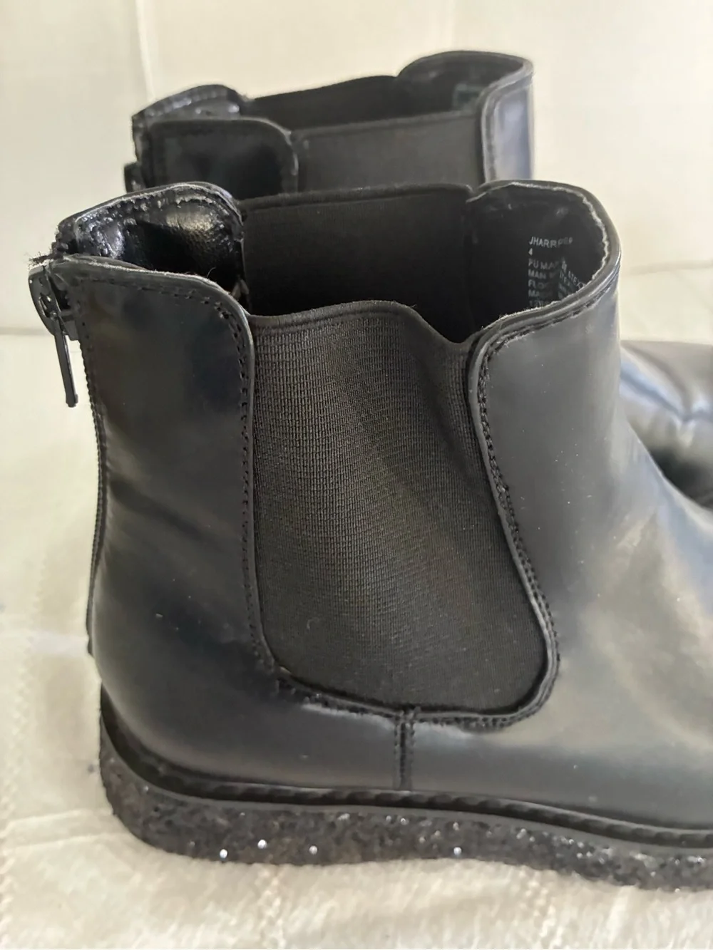 Steve Madden Kids' JHarper Glitter black platform Combat Boot Size 4